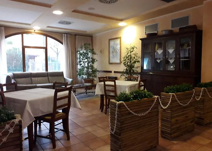 Scaligero 酒店 索马坎帕尼亚