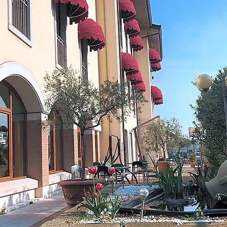 Scaligero 3* Sommacampagna
