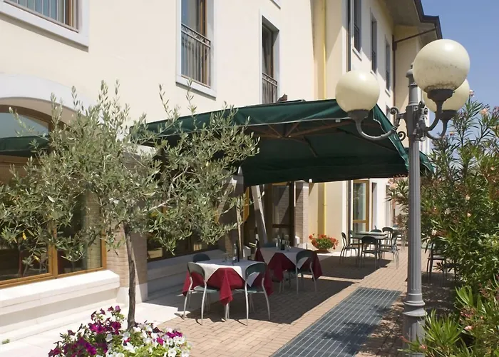 Hotel Scaligero Sommacampagna